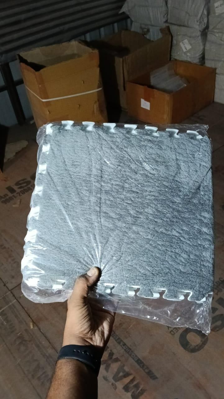 Interlocking Carpet Tiles Mat (6pc) full on full discount