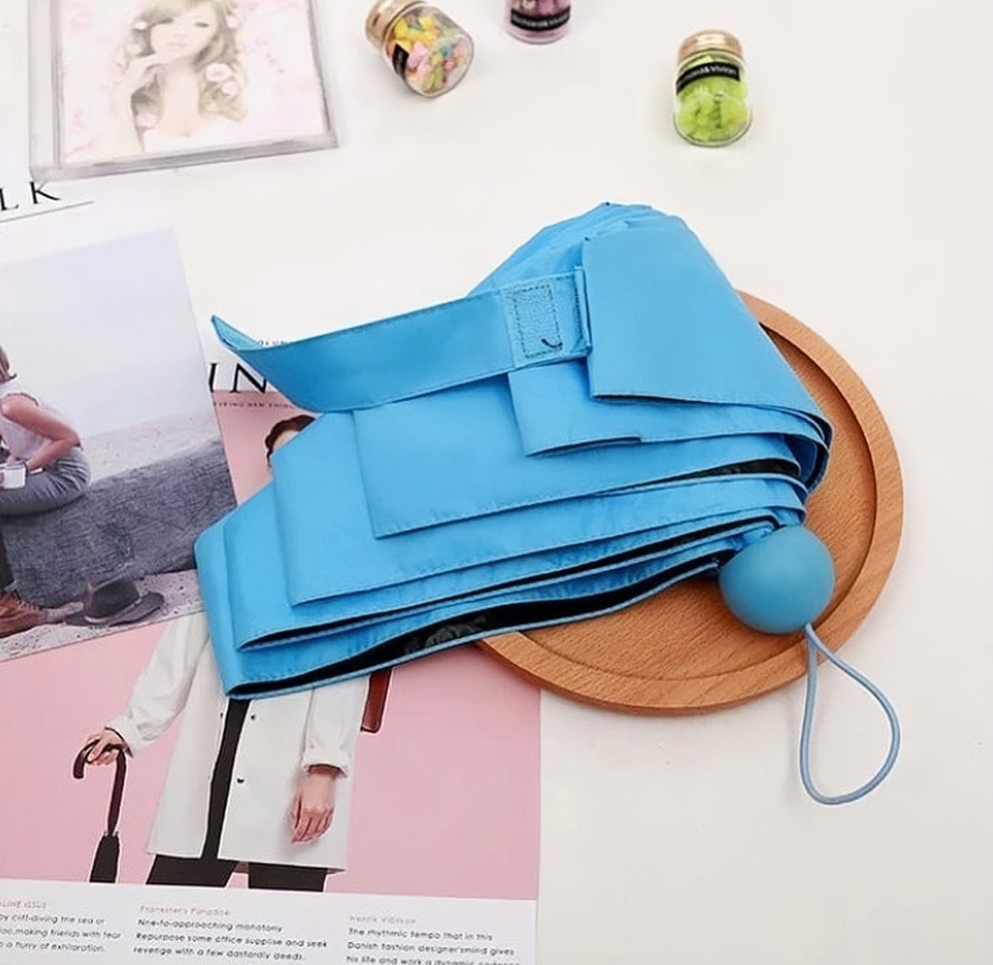 Miniature capsule umbrella's