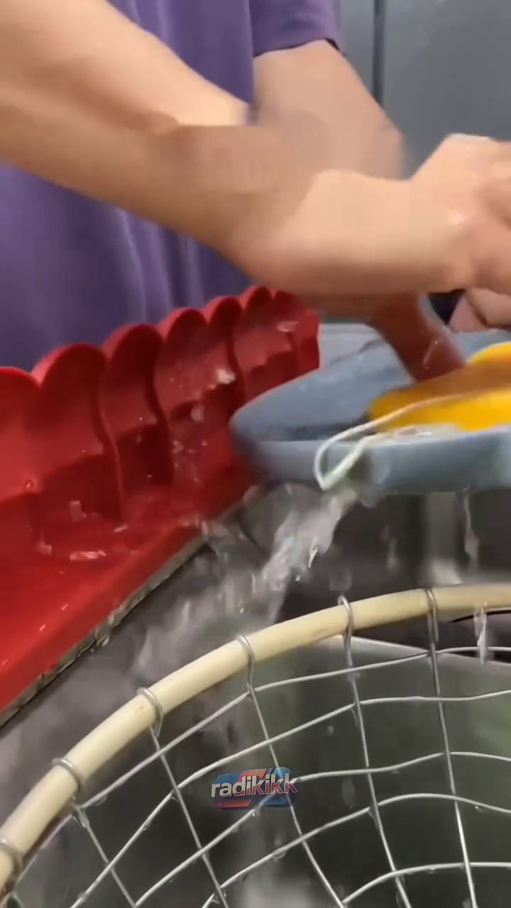 49 cm corrugated sink splash barrier
