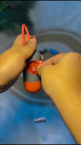 Capsule Travel Trash-Bag Dispenser with Refill Bags